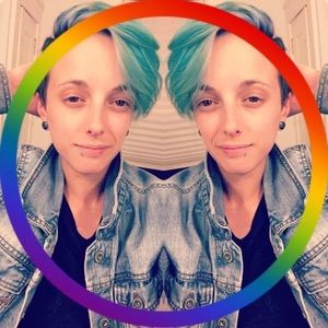 Meet your Posher, Erin